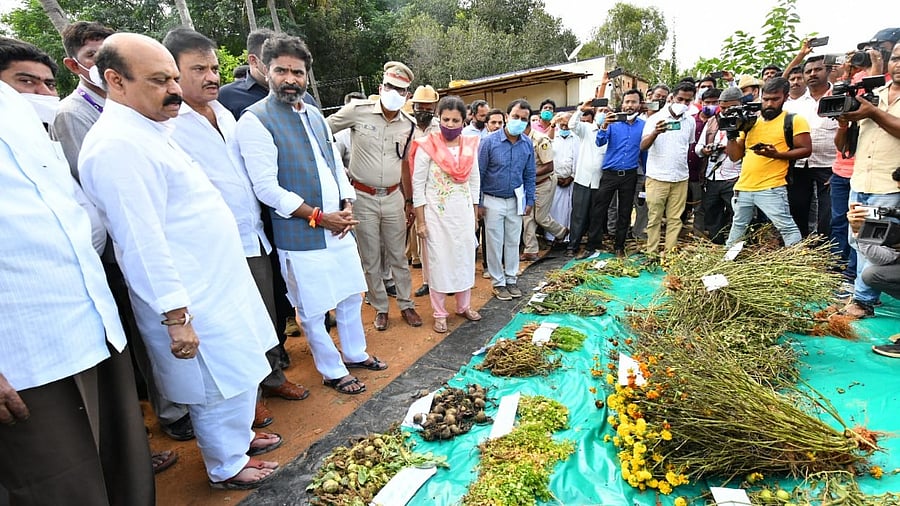 Chief Minister Basavaraj Bommai taking stock of the rain situation in Kolar on Monday. Credit: CMO