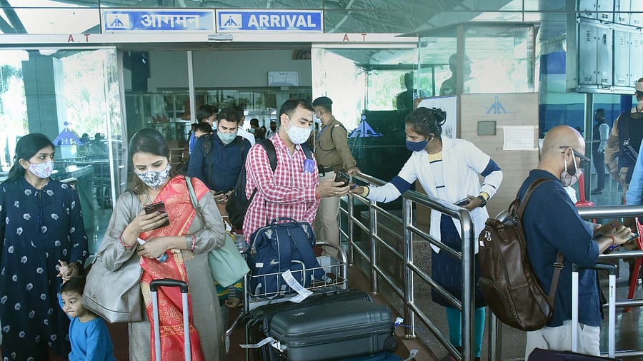 While several countries have imposed travel curbs, India is mulling its decision to resume international flights. Credit: PTI Photo