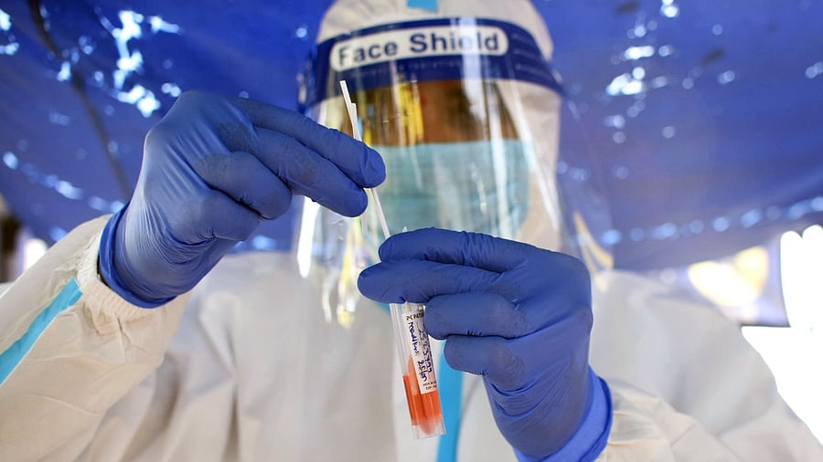 Karnataka Health Minister Sudhakar said the doctor and his five contacts have been isolated and admitted to a government hospital in Bengaluru and are being monitored. Credit: DH File Photo/Pushkar V