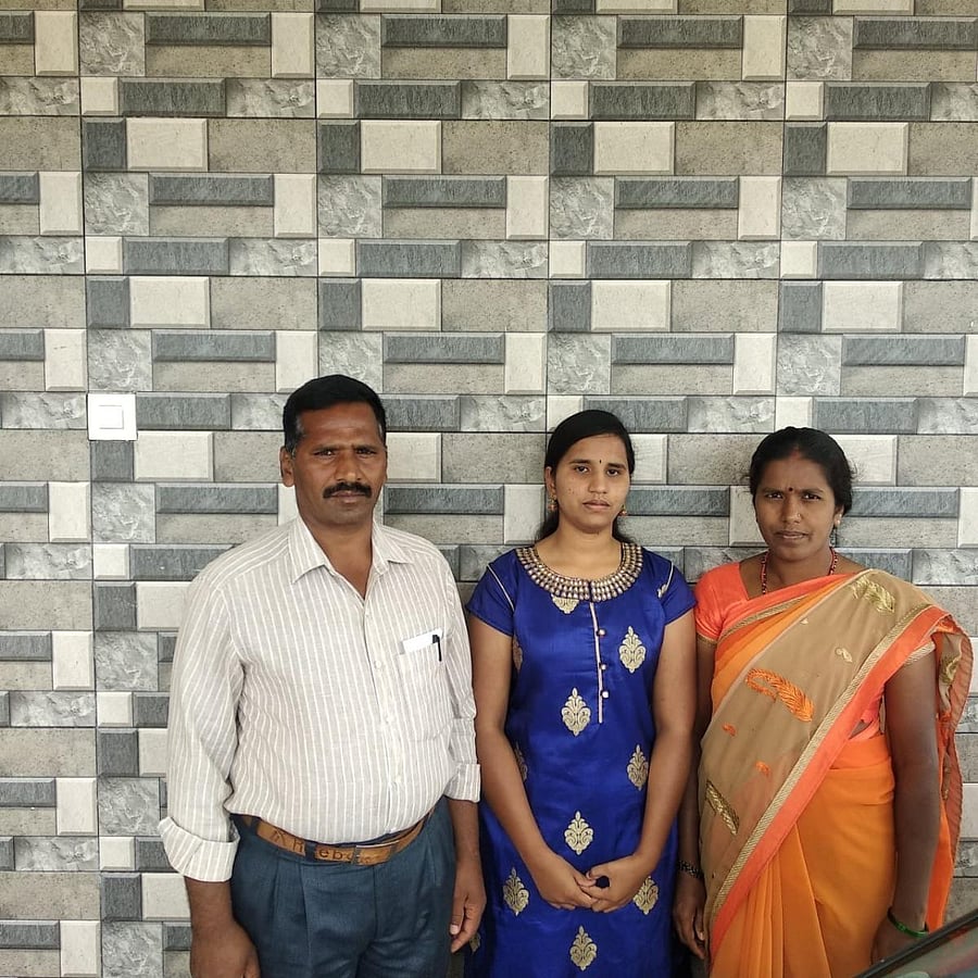 N S Lakshmi with her parents M Shivanna and Renuka.