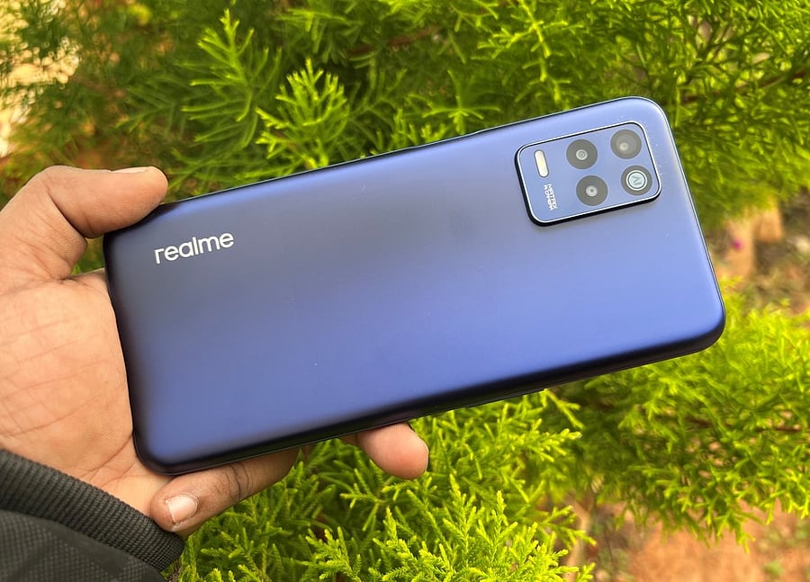 Realme 8s 5G. Credit: DH Photo/KVN Rohit