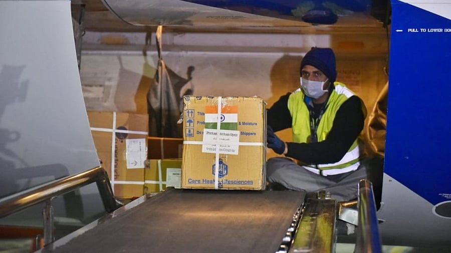 India dispatches humanitarian assistance consisting of medical supplies to Afghanistan. Credit: Twitter/@MEAIndia