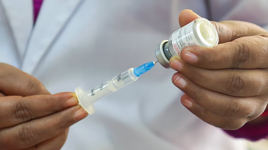 Patients shall be discharged only after 2 negative RT-PCR reports 24 hours apart three days after complete clinical recovery. Credit: PTI Photo