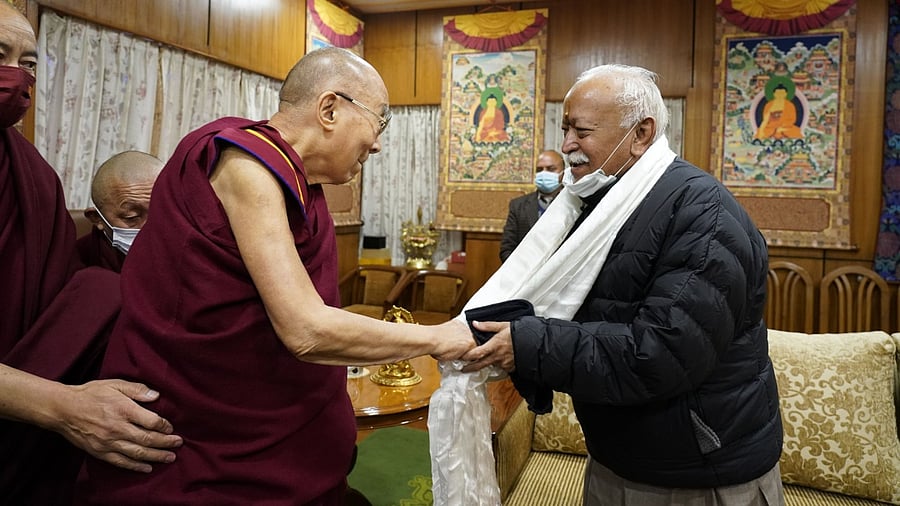 <div class="paragraphs"><p>RSS chief Mohan Bhagwat (R) with his holiness the Dalai Lama.</p></div>