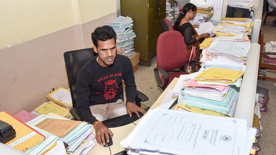 The government is looking to scan and digitise files and registers. Credit: DH file photo