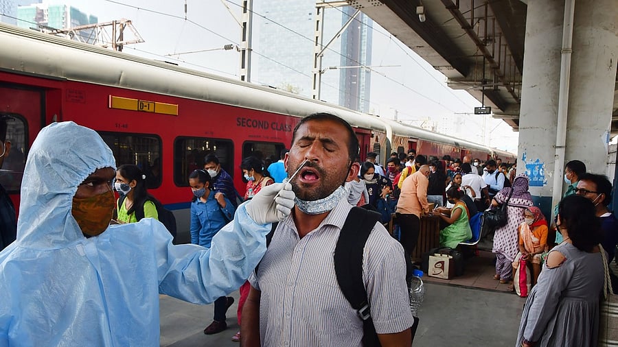 Since November 1, samples of 729 international passengers have been sent for genome sequencing in the state, of which results of 162 are awaited. Credit: PTI Photo