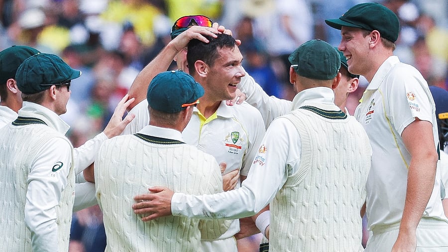 Australia take on England at Melbourne Cricket Ground in the third Ashes test. Credit: Reuters Photo