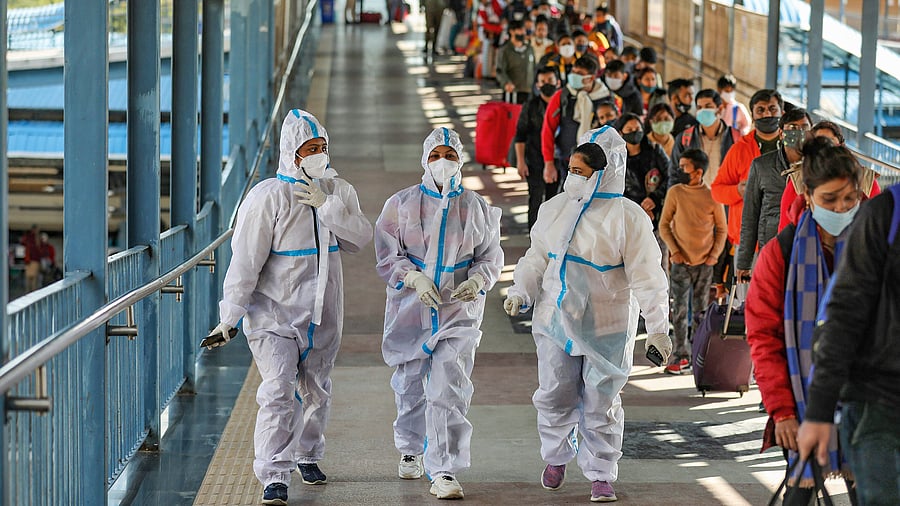 Cases of infection due to the Omicron variant rose to 961 across the country. Representative image/ Credit: PTI Photo