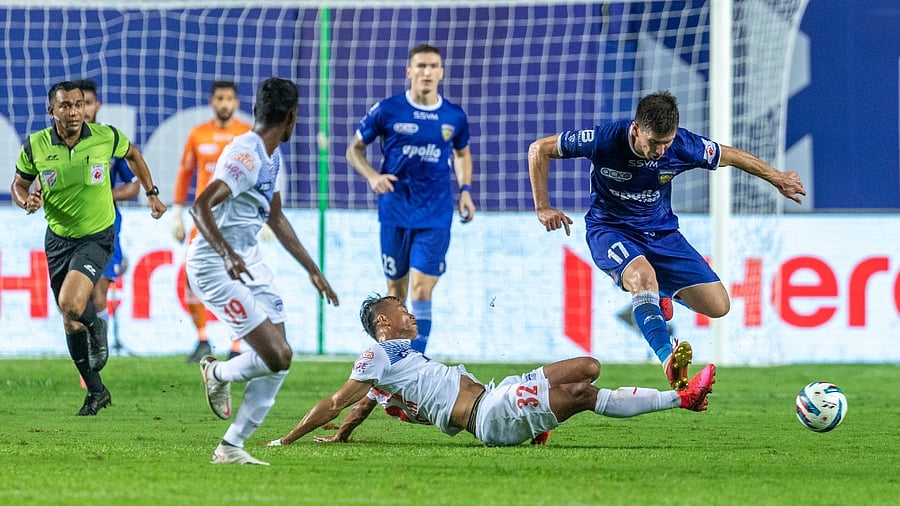 Mirlan Murzaev's fourth minute strike gave the hosts the lead before strikes from Cleiton Silva and Alan Costa gave Bengaluru the advantage heading into the break. Credit: Twitter/@bengalurufc