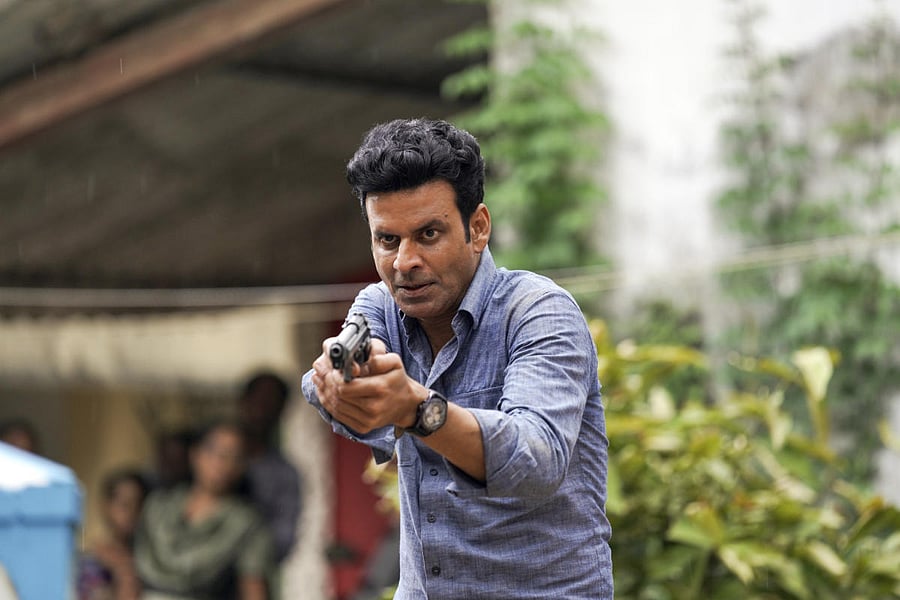 Manoj Bajpayee brilliantly depicts the twin shades of a middle class man and an excellent spy in the 'The Family Man' series.