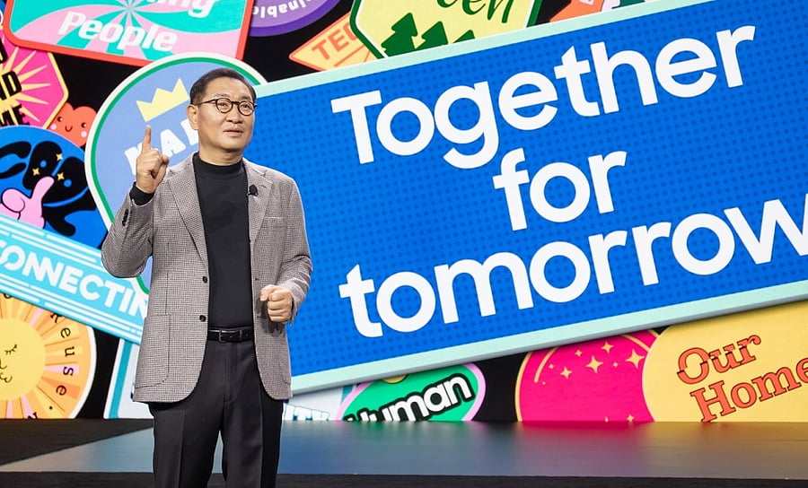 Keynote speaker Jong-Hee (JH) Han, Vice Chairman, CEO and Head of DX (Device eXperience) Division at Samsung, Credit: Samsung