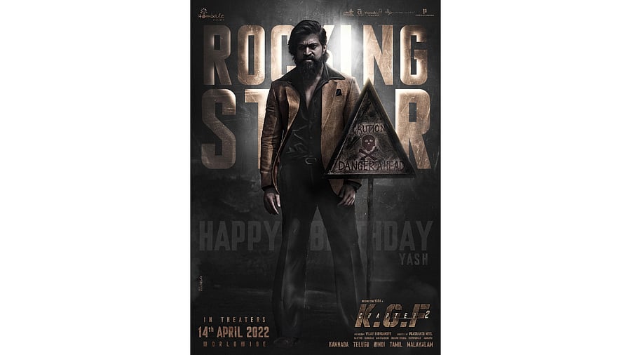 The official poster of 'KGF Chapter 2'. Credit: Twitter/@hombalefilms
