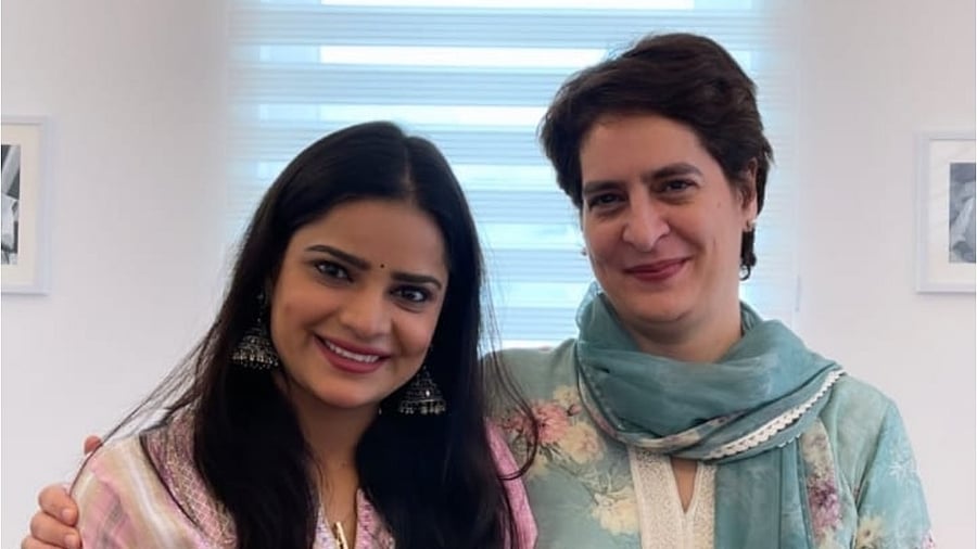 Congress candidate from Uttar Pradesh's Hastinapur, Archana Gautam with Priyanka Gandhi Vadra. Credit: IANS Photo