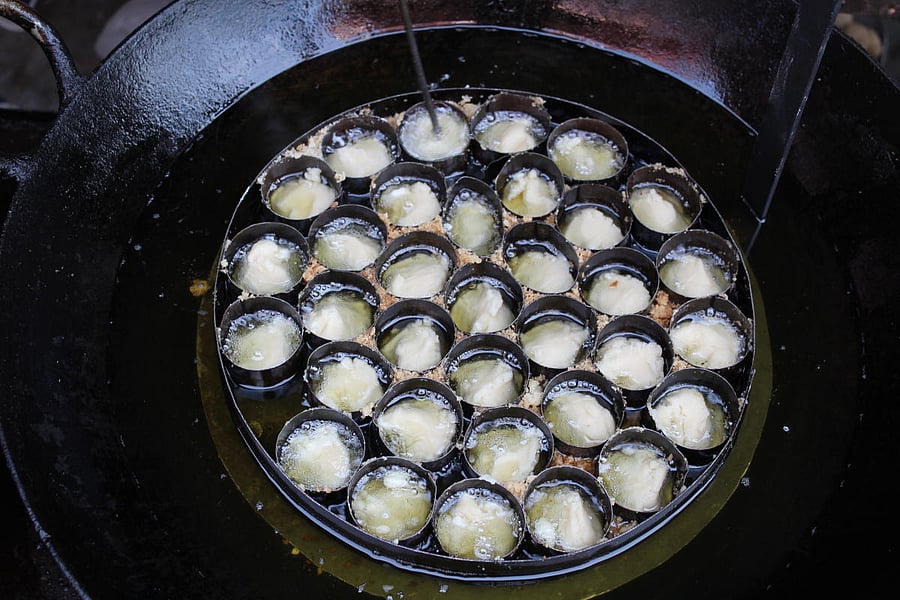 A batch of Khajur being prepared in clarified butter at a sweet shop in Amritsar. PHOTOS BY AUTHOR
