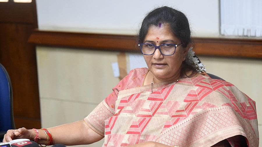 Muzrai, Haj and Wakf Minister Shashikala Jolle. Credit: DH File Photo/B H Shivakumar