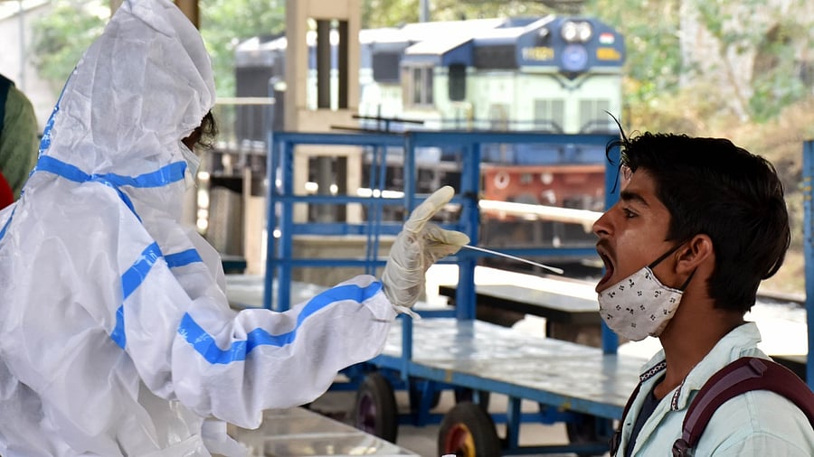 In the last seven days, the state has triaged more than 2.67 lakh patients which is about 88.5% of the cases. Credit: DH Photo/B K Janardhan