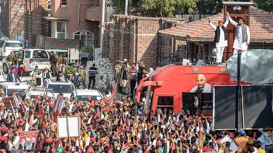 SP's Akhilesh Yadav and RLD's Jayant Chaudhary during an appearance in Ghaziabad. Credit: PTI Photo
