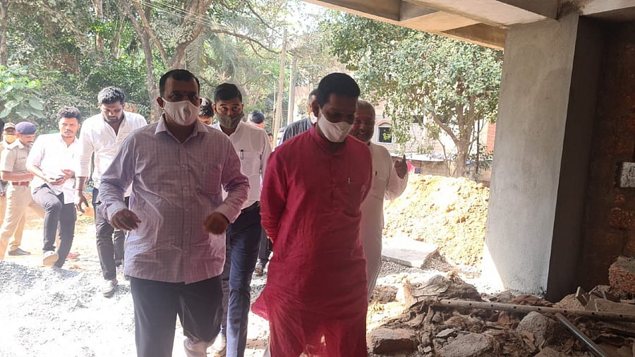 District-in-Charge Minister V Sunil Kumar inspects the work on the DC office complex at Padil in Mangaluru. Photo shared by Information department