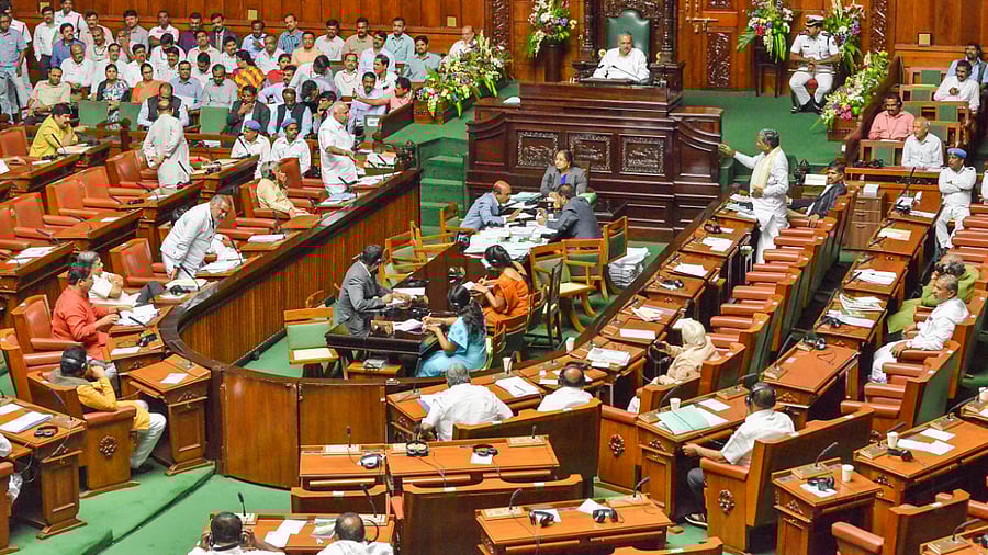 The Leader of opposition Siddaramaiah and Chief Minister Mr B S Yediyurappa are seen at the Karnataka Legislative Assembly session. Credit: DH Photo