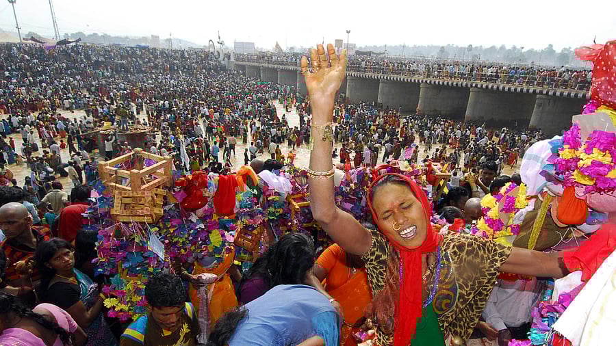 File photo of Medaram Samakka Saralakka Jatara in Telangana. Credit: DH File Photo