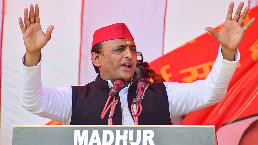 Samajwadi Party President Akhilesh Yadav addresses a public meeting. Credit: PTI Photo