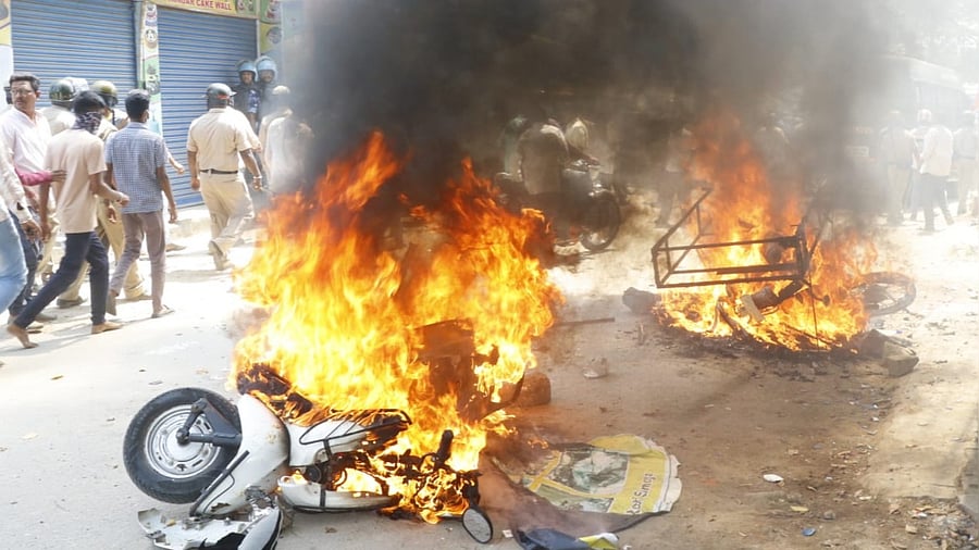 The violence broke out amid heavy police cover. Credit: Special arrangement