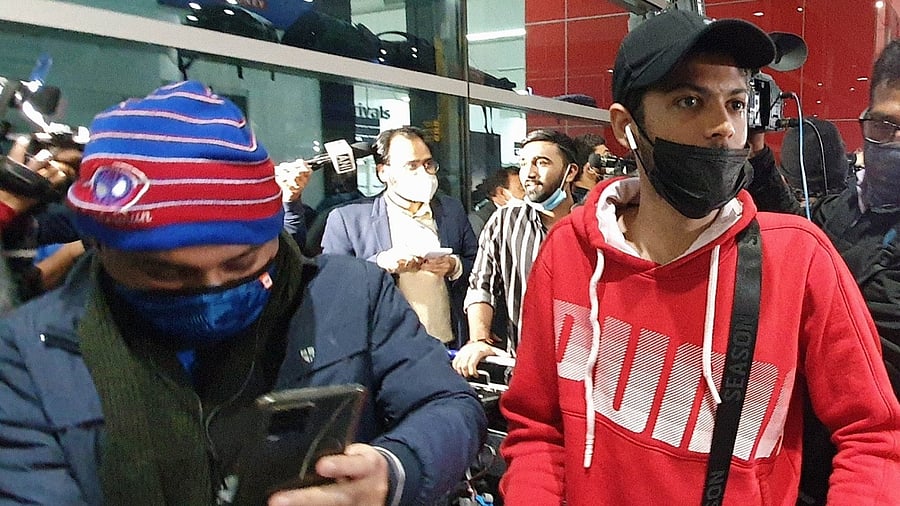 Indian student outside IGI Airport after coming fron Ukraine from special Air India flight amid raising Russia Ukraine tension in New Delhi on Tuesday February 22, 2022. Credit: IANS Photo