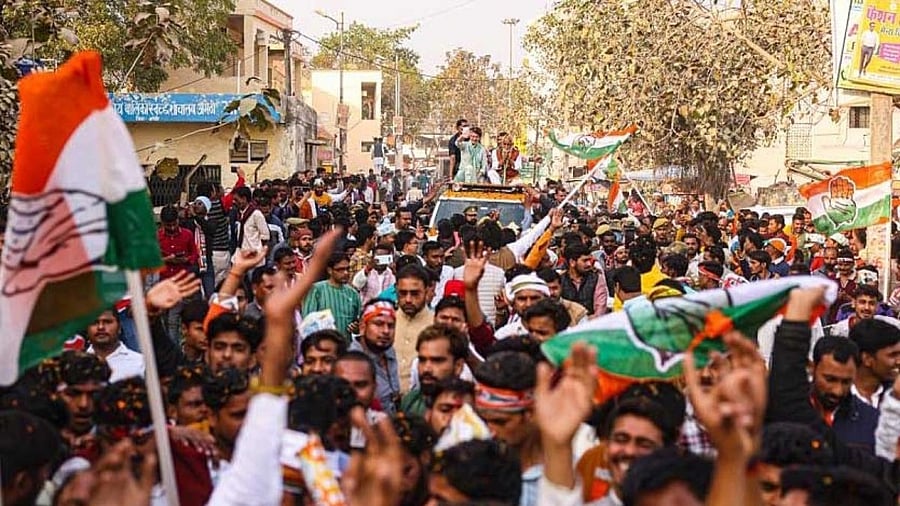 Congress leader Priyanka Gandhi Vadra during a road show in support of Congress candidate Asish Shukla for the UP Assembly Election in Amethi. Credit: Reuters Photo