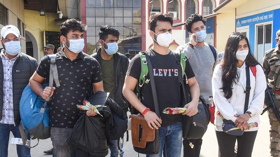 Students from war-torn Ukraine, arrive at the Jai Prakash Narayan airport in Patna, Monday, Feb 28, 2022. Credit: PTI Photo
