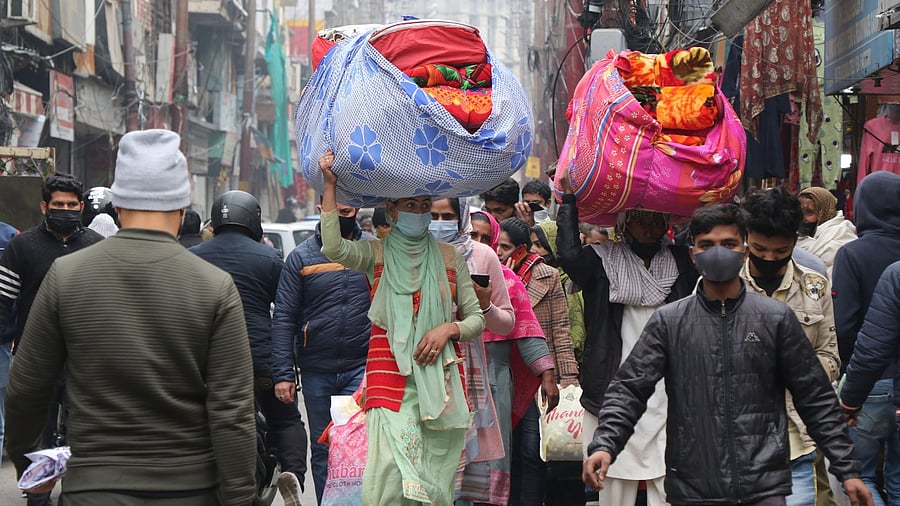India lost around 27,000 people to Covid-19 during the third surge this year compared with over 2,52,000 during the second wave. Credit: PTI File Photo