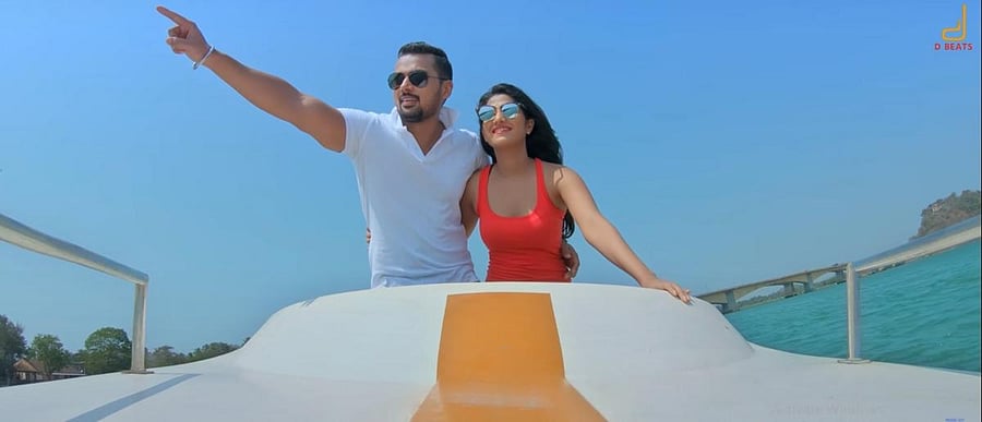 Mohan Dhanraj and Aradhya Laxman impress in 'Moksha'.