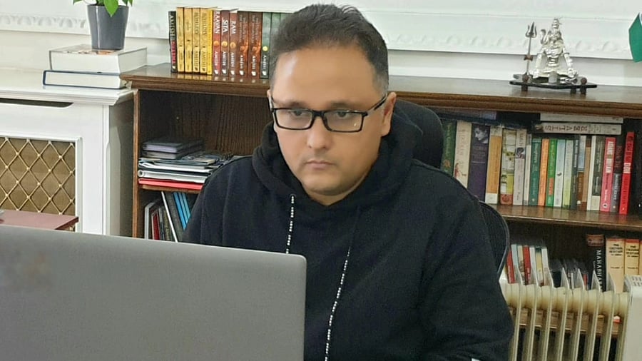 Kapur, best known for “Elizabeth” and “Bandit Queen”, said he is excited to direct the series adaptation of "Shiva Trilogy". Credit: Twitter/@authoramish