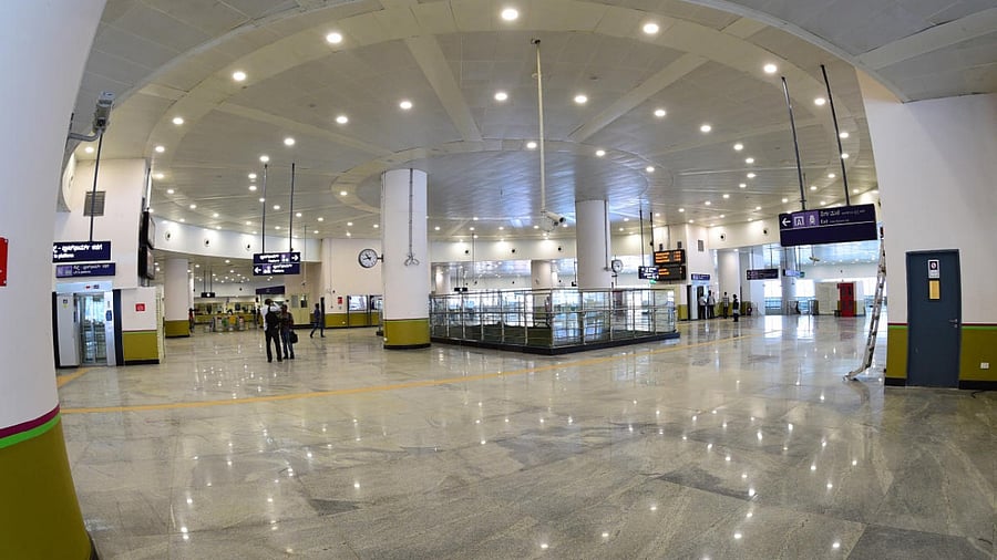 Namma Metro aims to earn Rs 50 crore as non-fare revenue in 2022-23 by renting space to retail outlets, ATMs and parking spaces. Credit: DH file photo