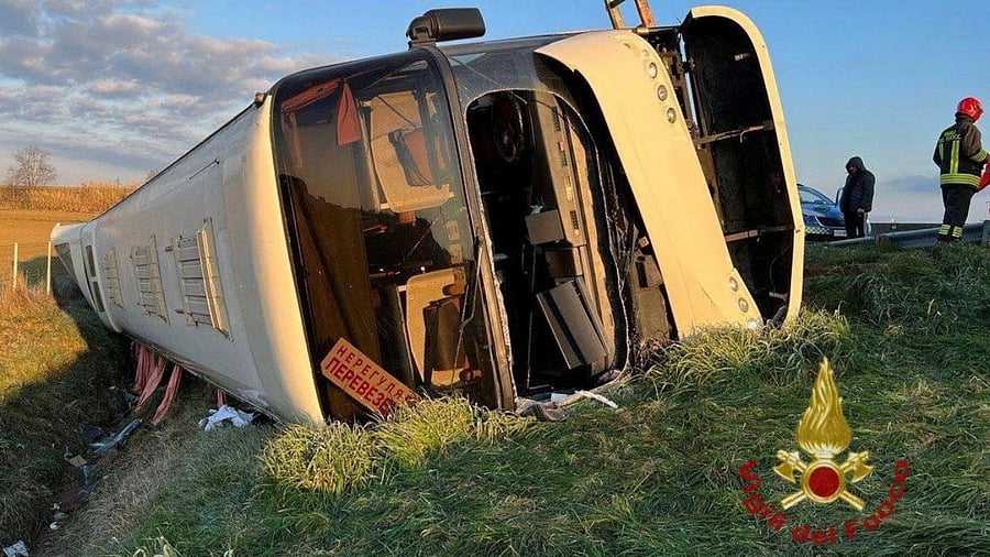 Firefighters work at the scene of an accident where a bus crashed while carrying Ukrainian citizens in Forli. Credit: Vigili del Fuoco/Handout via Reuters