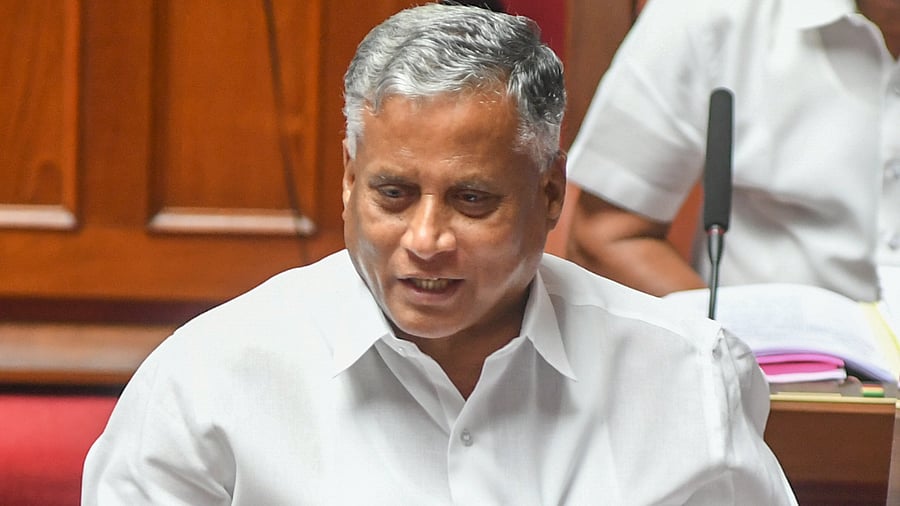 Housing Minister V Somanna. Credit: DH Photo