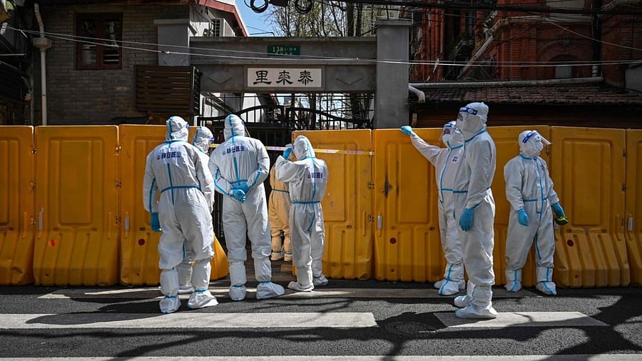Shanghai police also banned cars from the roads apart from those involved in epidemic prevention work or transporting people in need of emergency medical treatment. Credit: AFP Photo