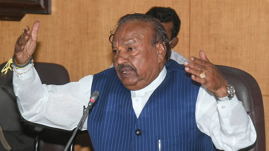 Senior cabinet minister K S Eshwarappa. Credit: DH File Photo