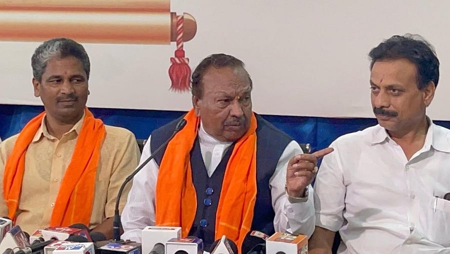BJP Minister KS Eshwarappa addresses media at his Assembly constituency Shivamogga. Credit: IANS