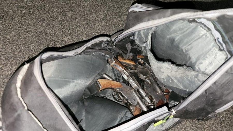 Big arms supplier from jahangirpuri caught, injured in police encounter. Credit: IANS Photo