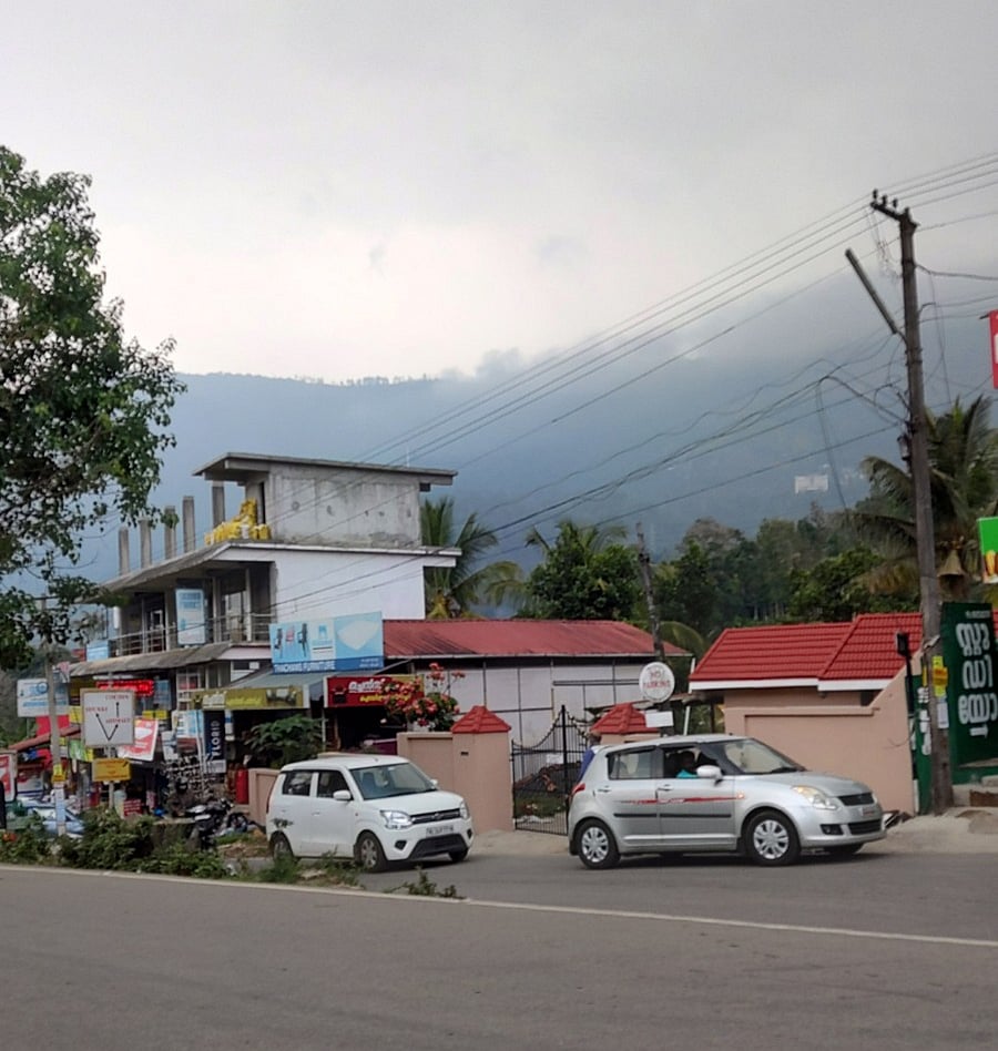 Young Bengalureans are travelling to cooler places like Chikkamagaluru and Kodagu in Karnataka, Wayanad and Munnar in Kerala, and Ooty and Kodaikanal in Tamil Nadu. Pic for representation