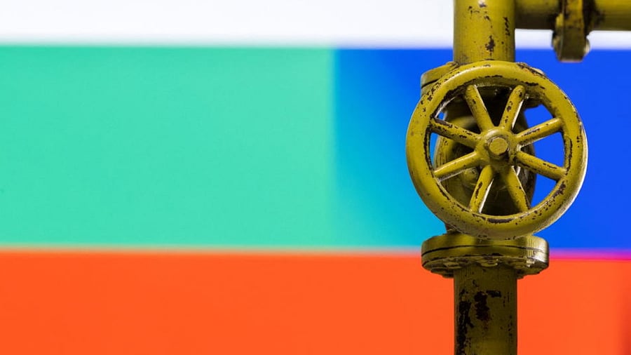 Illustration shows a natural gas pipeline with the Bulgarian and Russian flag colours in the background. Credit: Reuters Photo