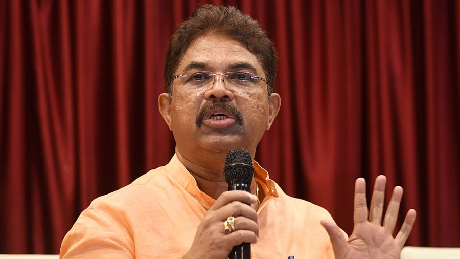 Karnataka Revenue Minister R Ashoka. Credit: DH Photo