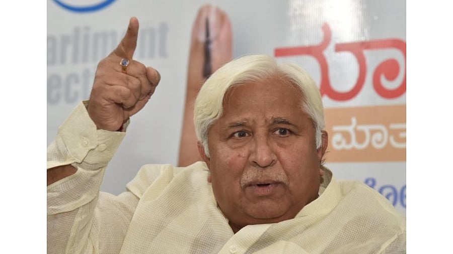 Senior Congress leader H K Patil. Credit: DH File Photo