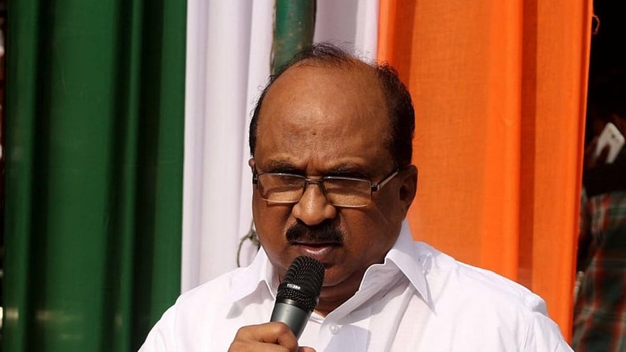 K V Thomas. Credit: IANS Photo