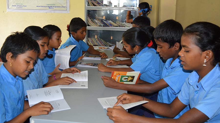 Attaullah Punjalkatte, CFI state president, said the government is trying to saffronise the textbooks by inserting the speech. “Hedgewar did not accept the Khilafat movement and started RSS with the aim of (creating) a Hindu nation. If the speech is not removed from the textbooks we will stage a state-wide protest.” Representative image. Credit: DH File Photo