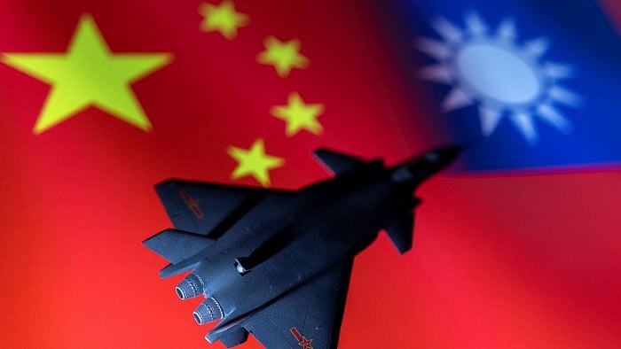 US officials are taking lessons learned from arming Ukraine to work with Taiwan in molding a stronger force that could repel a seaborne invasion by China, which has one of the world’s largest militaries.Representative image. Credit: Reuters Photo