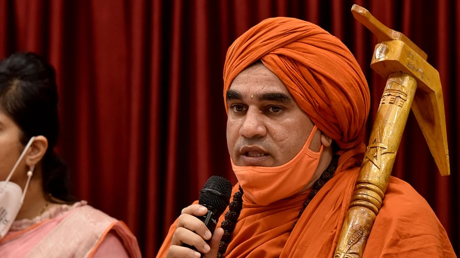 Basava Jaya Mruthyunjaya Swamiji. Credit: DH File Photo