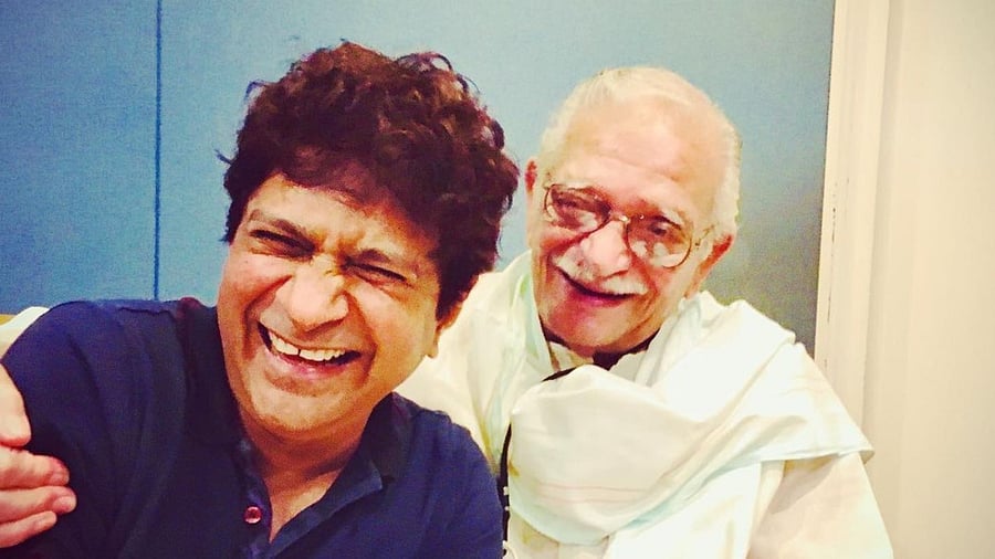 KK with Gulzar. Credit: Instagram/@kk_live_now