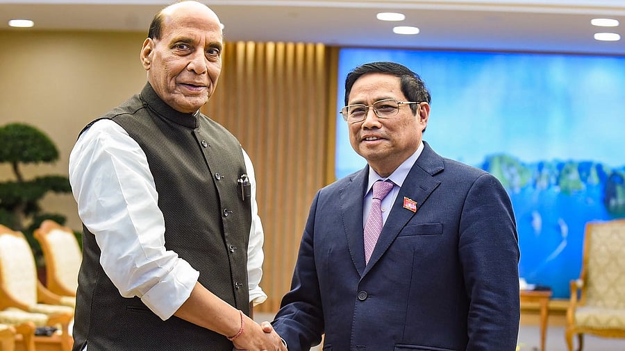 Union Defence Minister Rajnath Singh with Vietnam’s Prime Minister Pham Minh Chinh. Credit: Twitter/@rajnathsingh