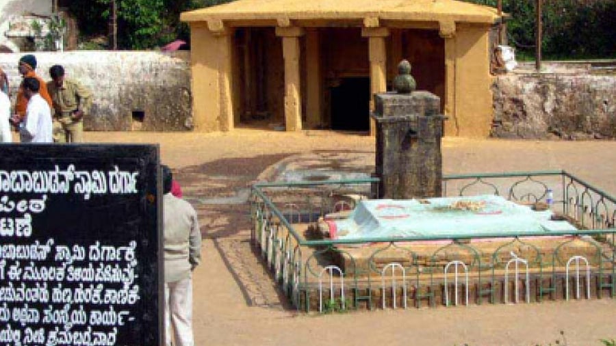 A Dattatreya temple and a dargah named after 16th century Sufi saint Baba Budan are located atop the hills, eponymously named Bababudangiri. Credit: DH Photo